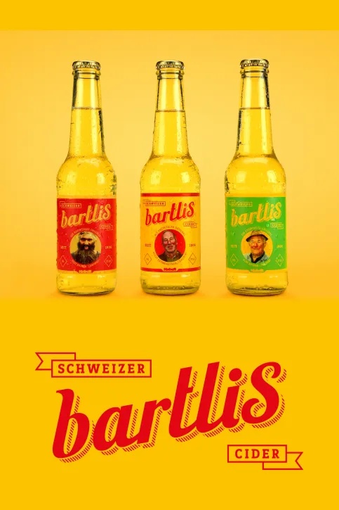 Fotografien, drei Sorten, drei Apfelbauern, «Bartli’s Schweizer Cider» Schrifzug, Intergation farbigen Hintergrund